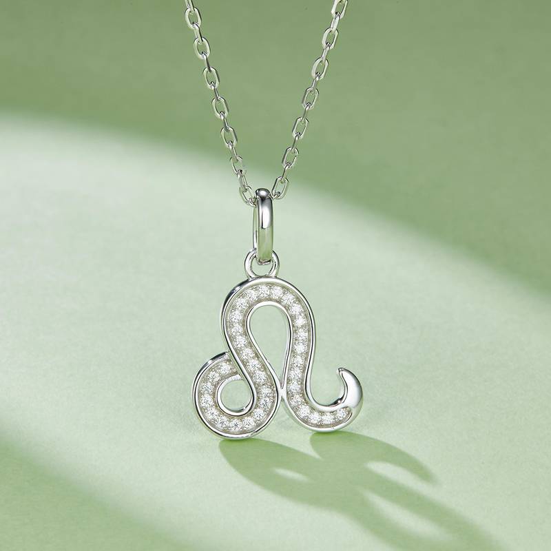 Lion's Moissanite Diamond Necklace from the Twelve Constellations Series